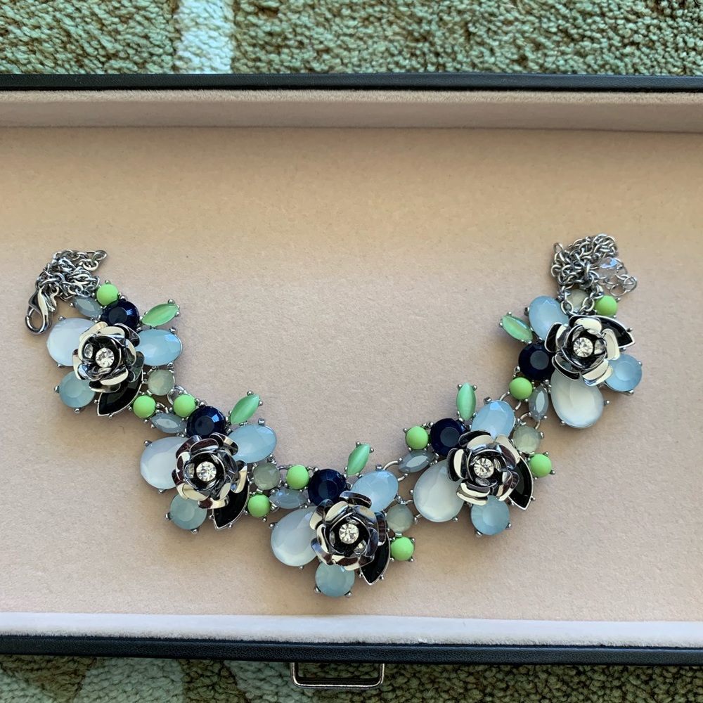 Loft Floral Blue & Green Necklace💠